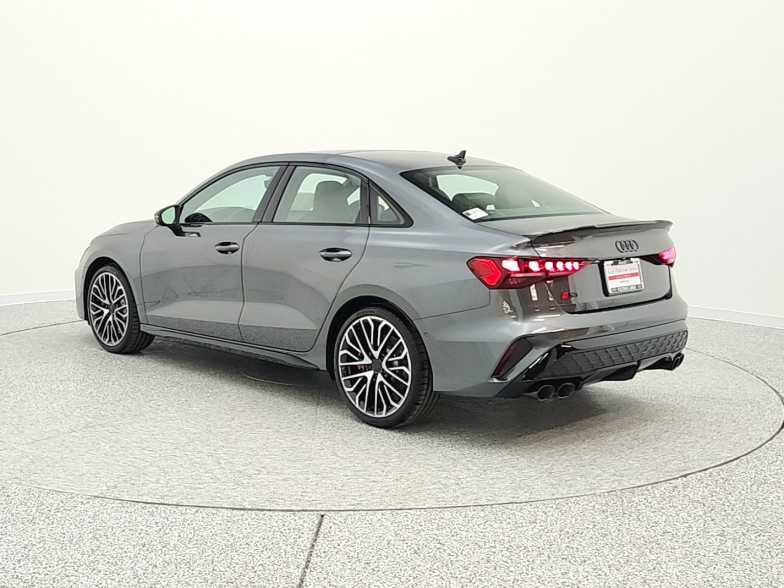 New 2026 Daytona Gray Pearl Effect Audi quattro image 7