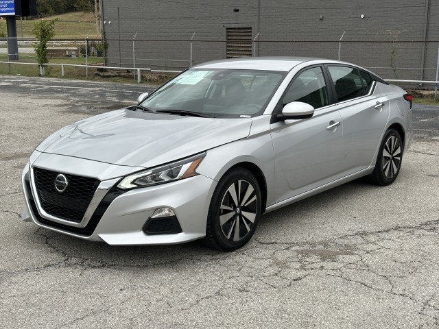 2022 Nissan Altima 2.5 SV 7