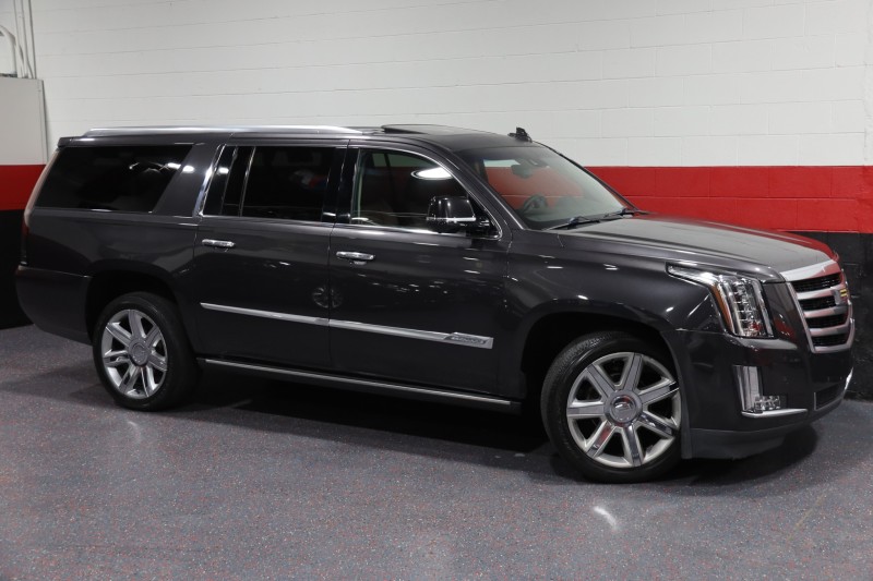 2015 Cadillac Escalade ESV Premium 4WD 4dr Suv in , 