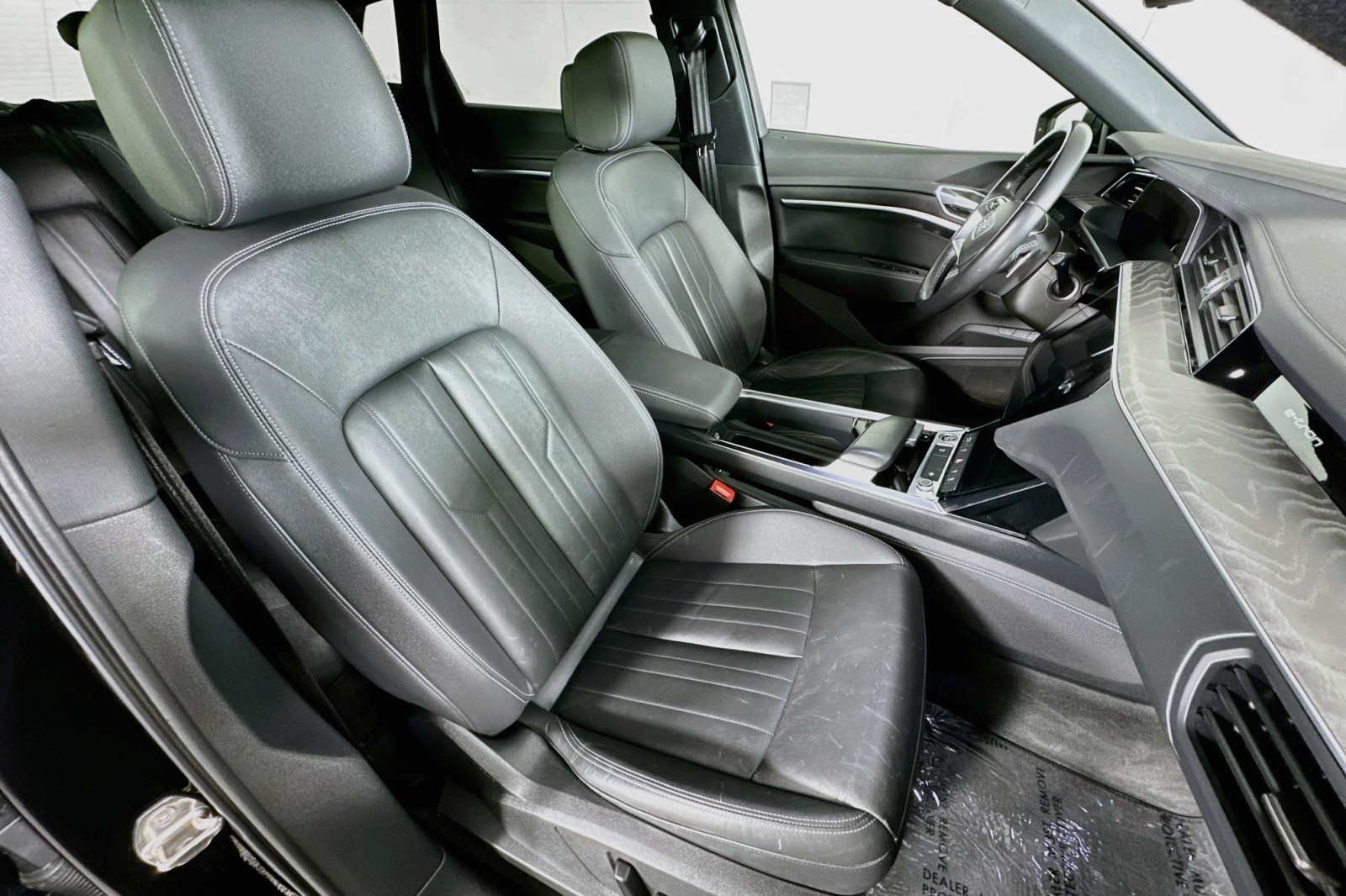 Used 2022 Brilliant Black Audi Premium image 8