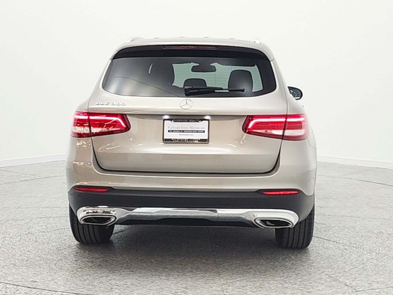 Used 2019 Mojave Silver Metallic Mercedes-Benz GLC 300 SUV image 6
