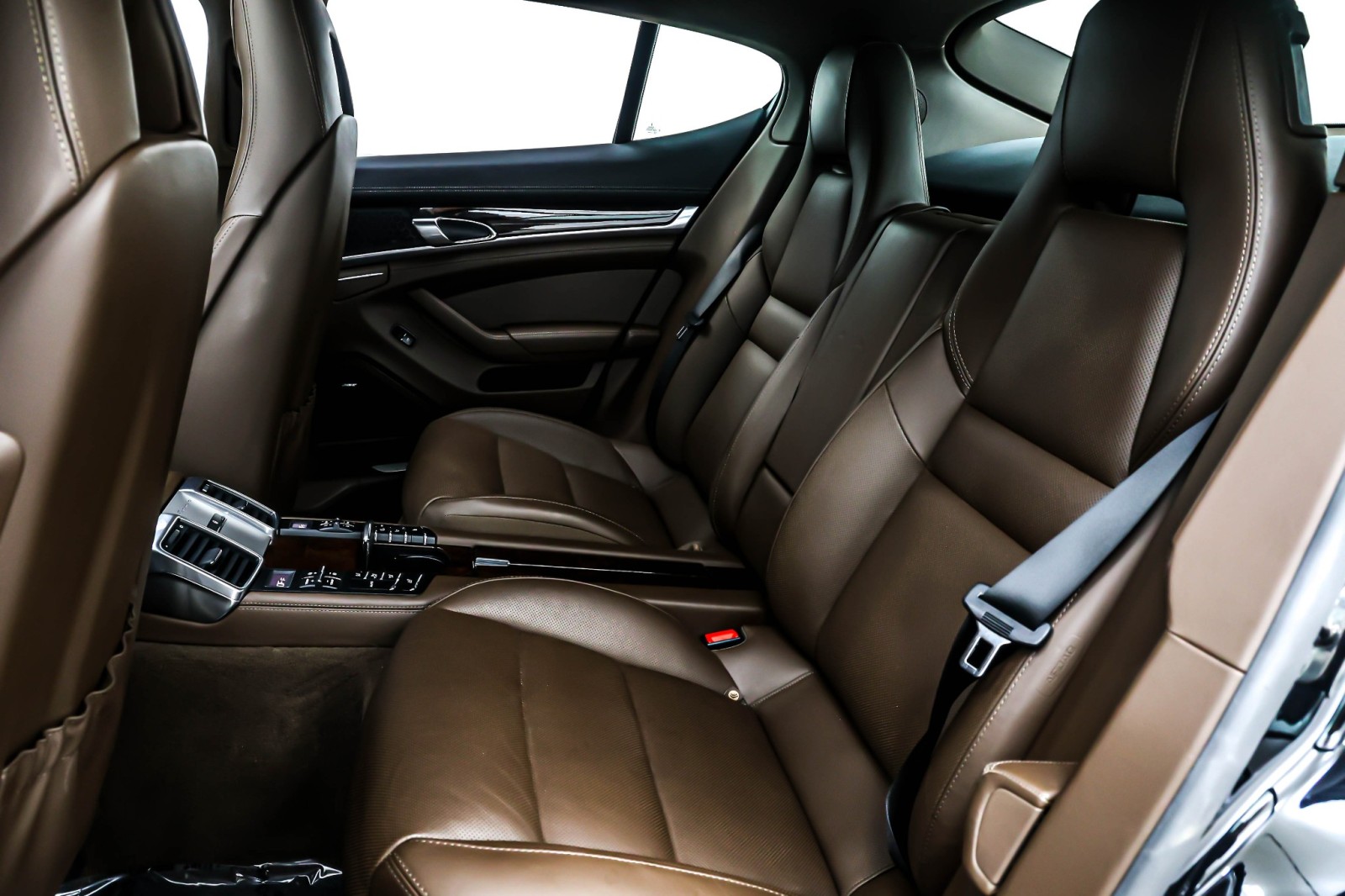 Used 2015 Jet Black Metallic Porsche 4dr HB Turbo image 7