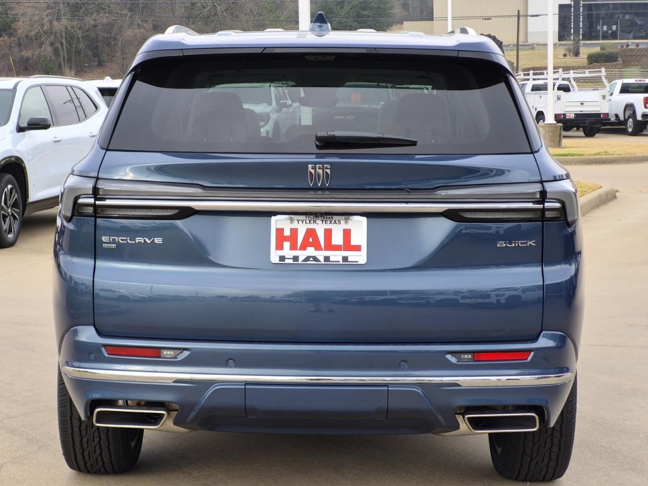 View vehicle photo 4