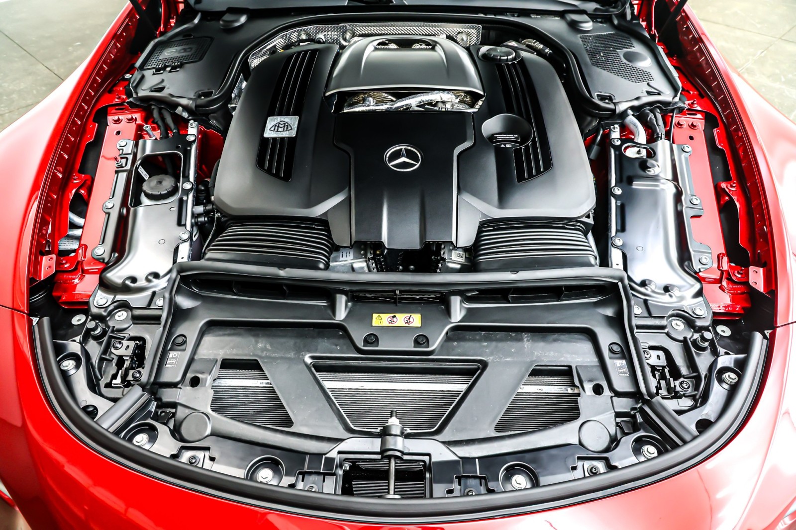 New 2026 MANUFAKTUR Garnet Red Metallic (Red Ambiance) Mercedes-Benz Maybach SL 680 Monogram Series image 11