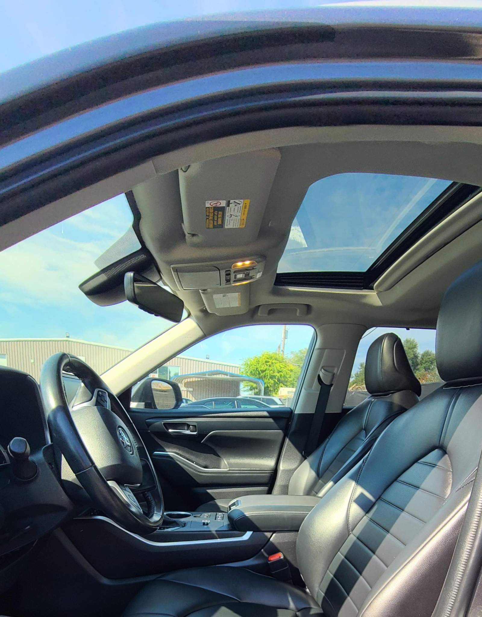 Used Car 2022 Toyota Highlander  Xle For Sale In Austin, Texas