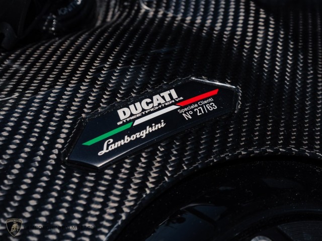 Ducati STREETFIGHTER