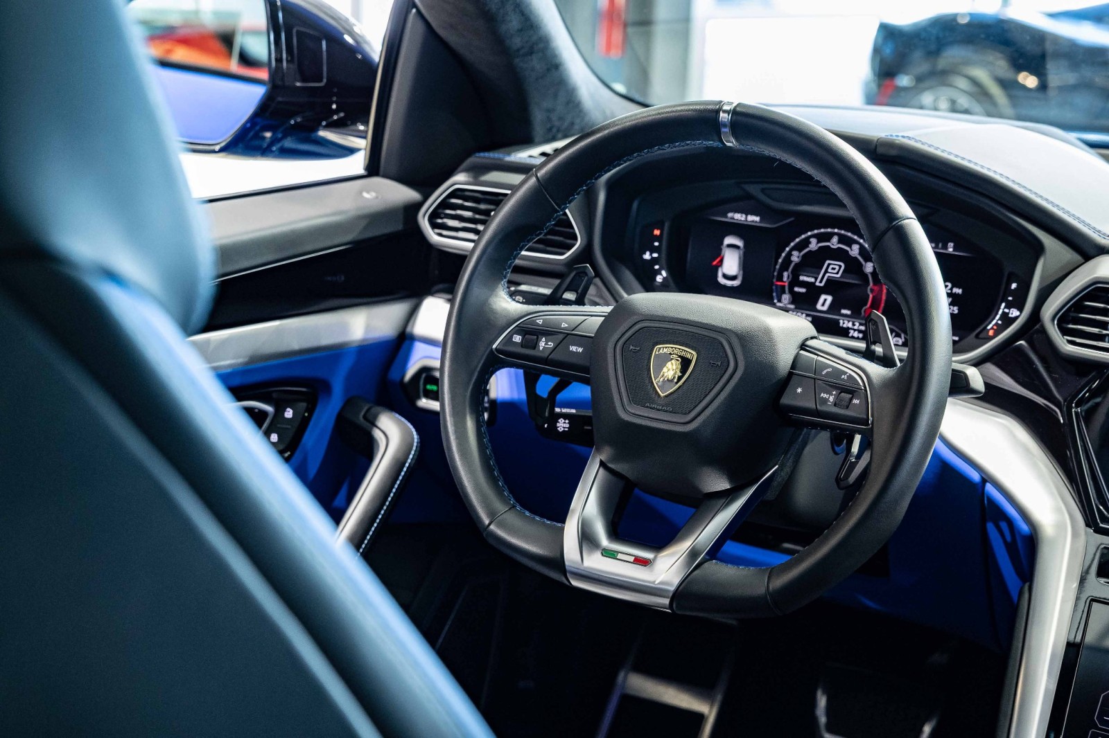 Used Car 2023 Lamborghini Urus  S For Sale Under $250,000 In Boerne, Texas