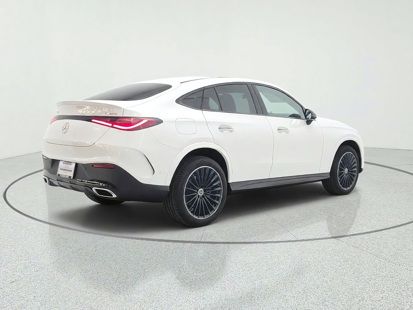 New 2027 Polar White Mercedes-Benz GLC 300 4MATIC® Coupe image 5