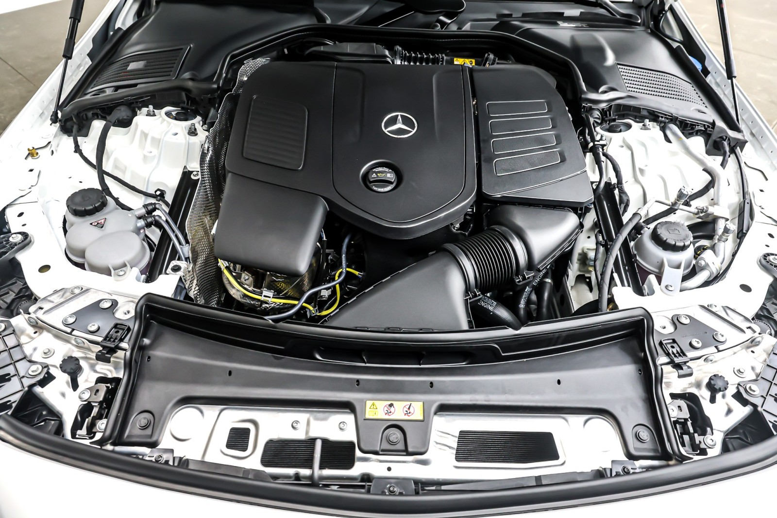 New 2026 Polar White Mercedes-Benz CLE 300 image 11