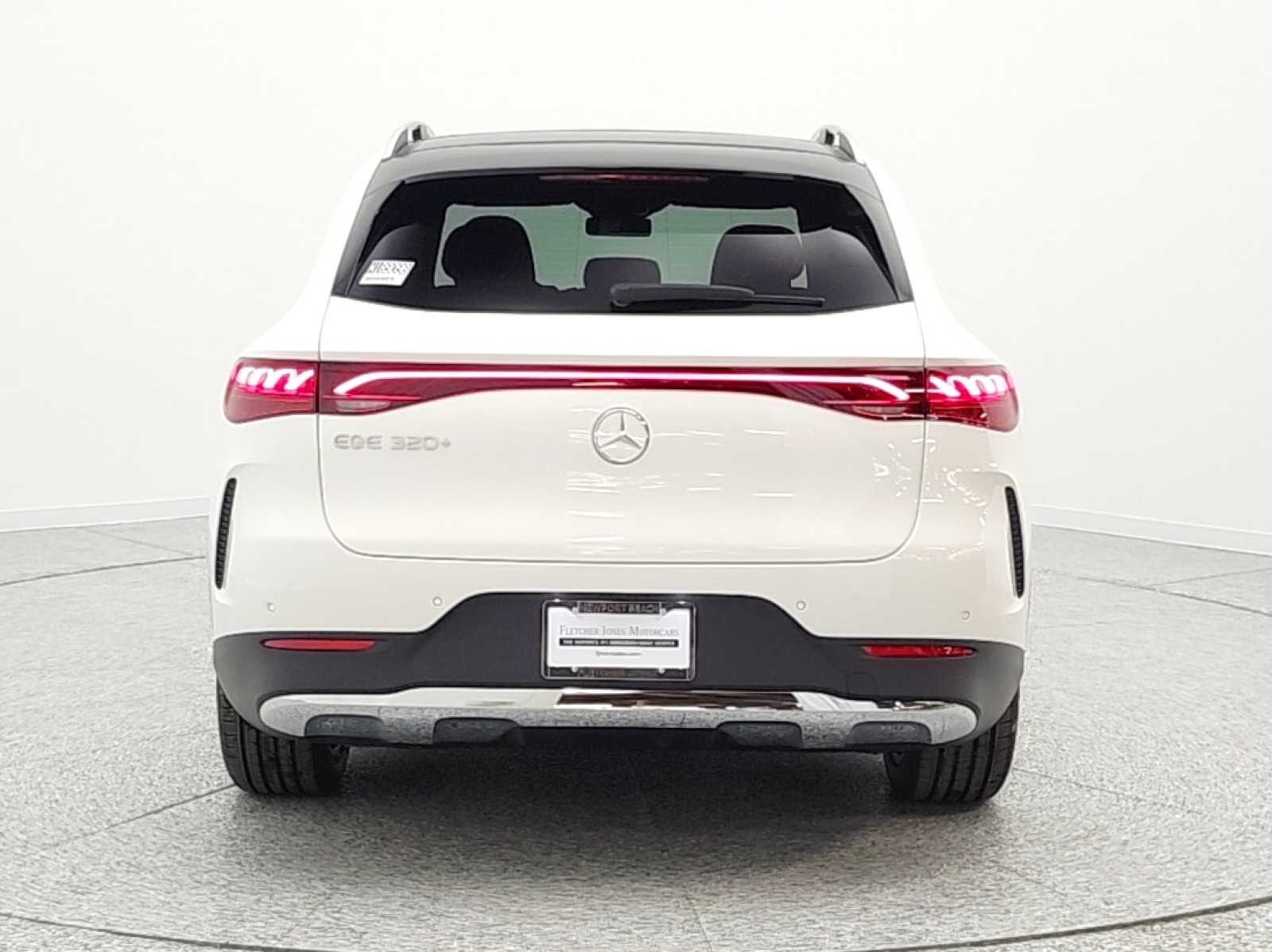 New 2026 Polar White Mercedes-Benz EQE 320+ image 6