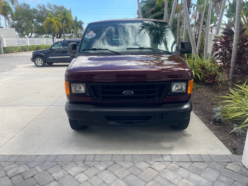 2006 Ford Econoline Wagon XLT 8 PASS LOW MILES 56328 in ,