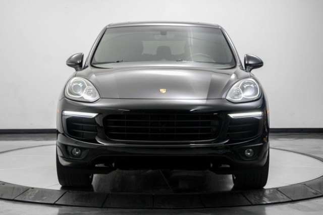 2018 Porsche Cayenne  8