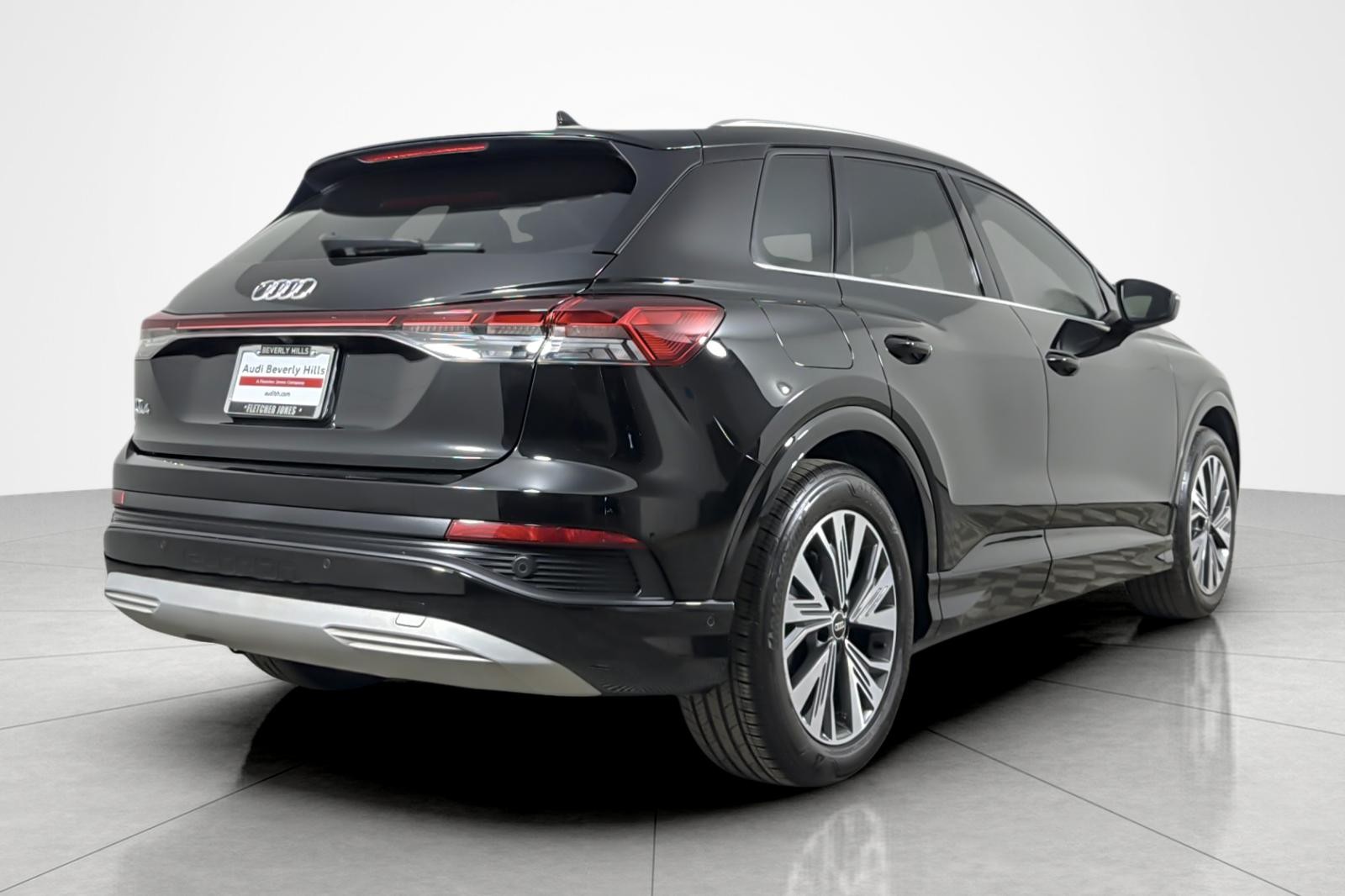 Certified Used 2023 Mythos Black Metallic Audi Premium Plus 40 RWD image 5