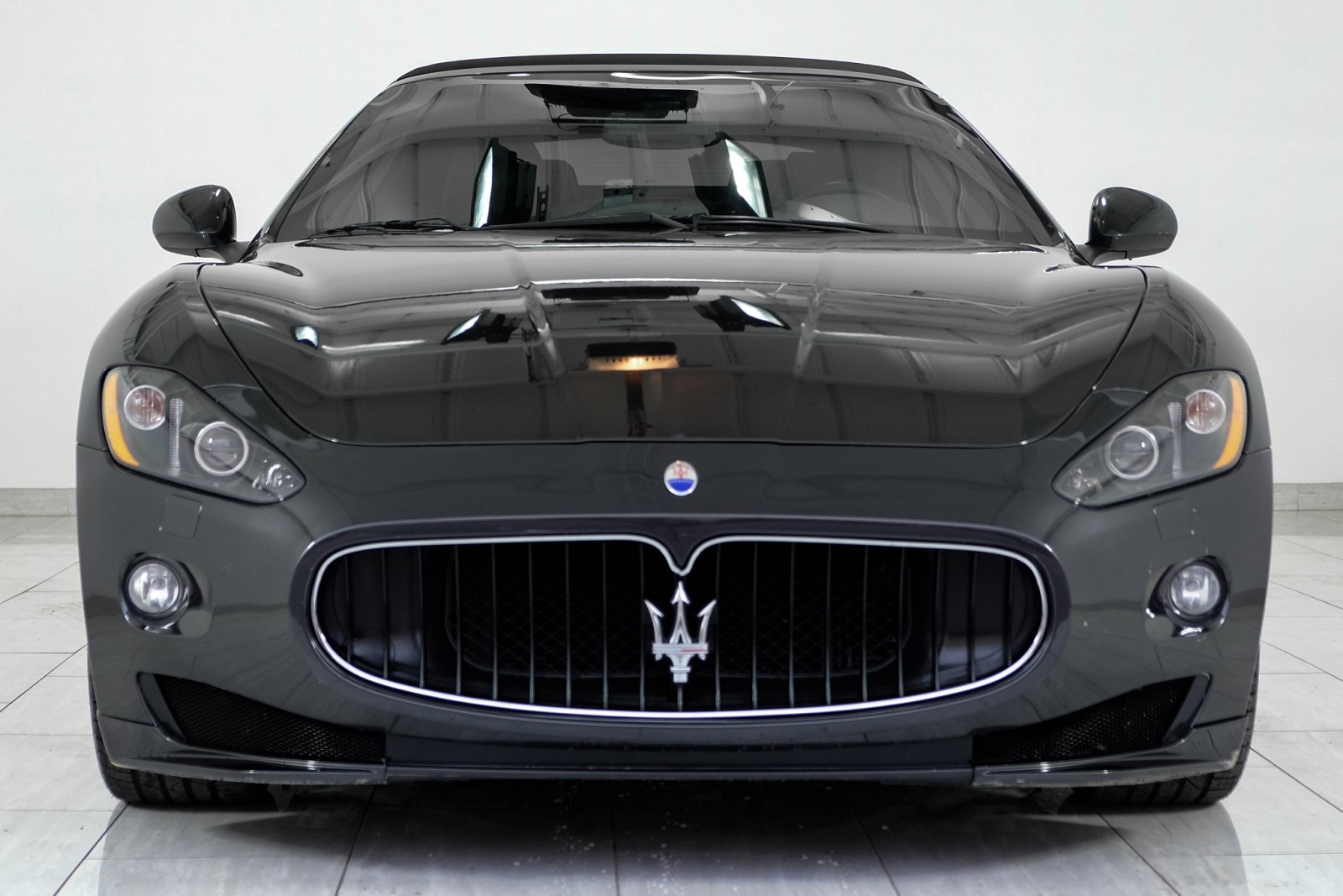 2012 Maserati GranTurismo Convertible SPORT NAVIGATION LEATHER HEATED SEATS PARKING DIST 5