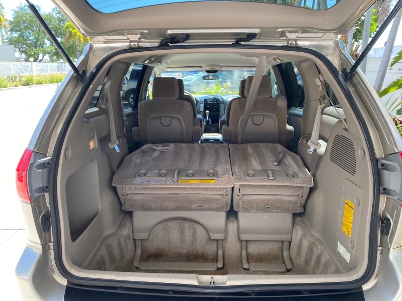 2006 Toyota Sienna VAN LE LOW MILES 78,653 in , 