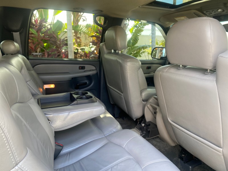 2001 Chevrolet Suburban LT Z71 1 FL 4WD 44 SERVICES NO ACCIDENTS in ,