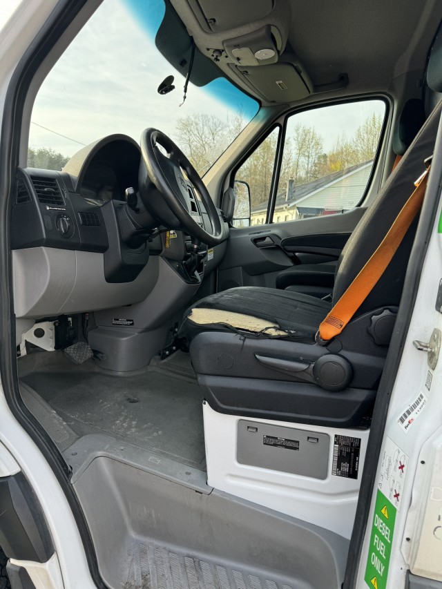 2015 Mercedes-Benz Sprinter Cargo Van 4x4 in , 