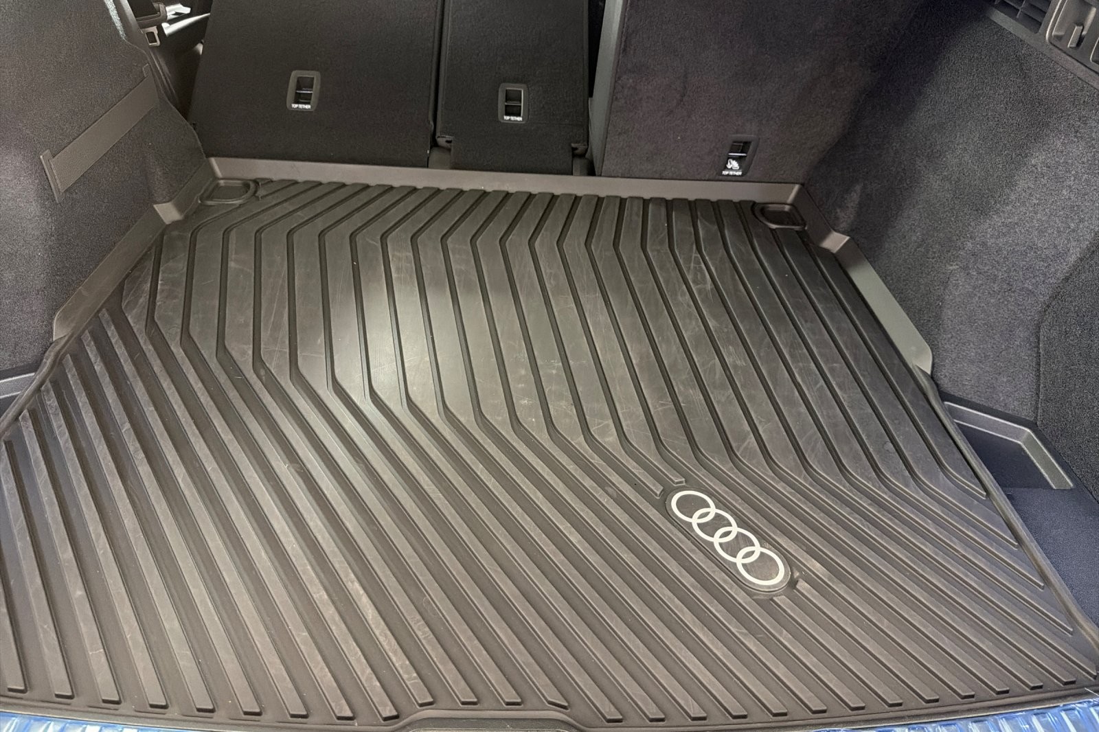 Used 2026 Daytona Gray Pearl Effect Audi Premium Plus 2.0 TFSI quattro image 14