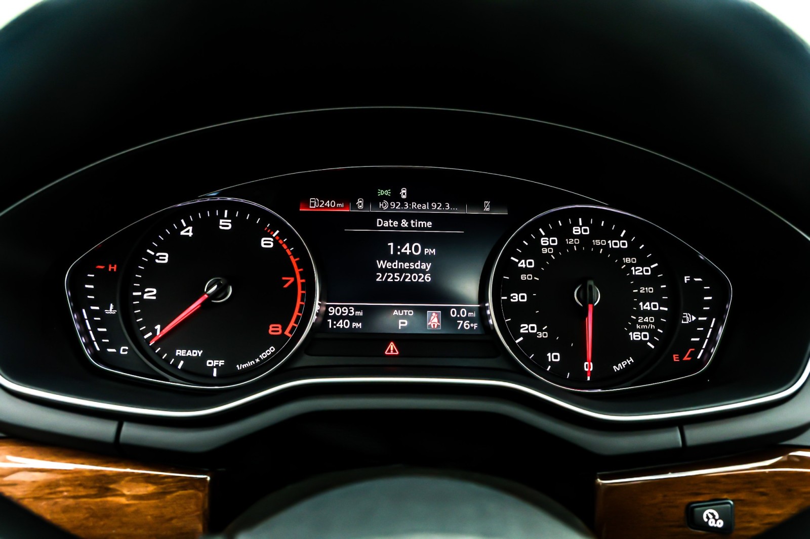 Used 2023 Florett Silver Metallic Audi Premium 40 TFSI quattro image 19