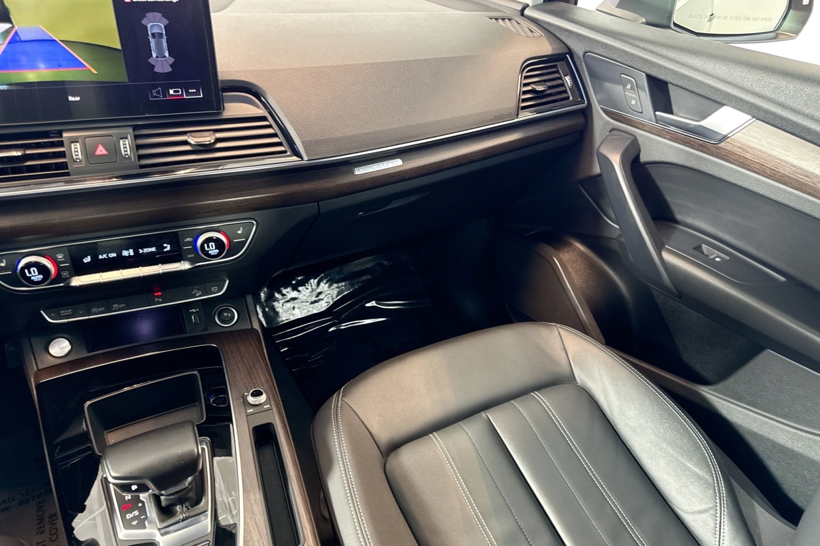 Used 2022 MYTHOS BLACK Audi S line Premium image 21