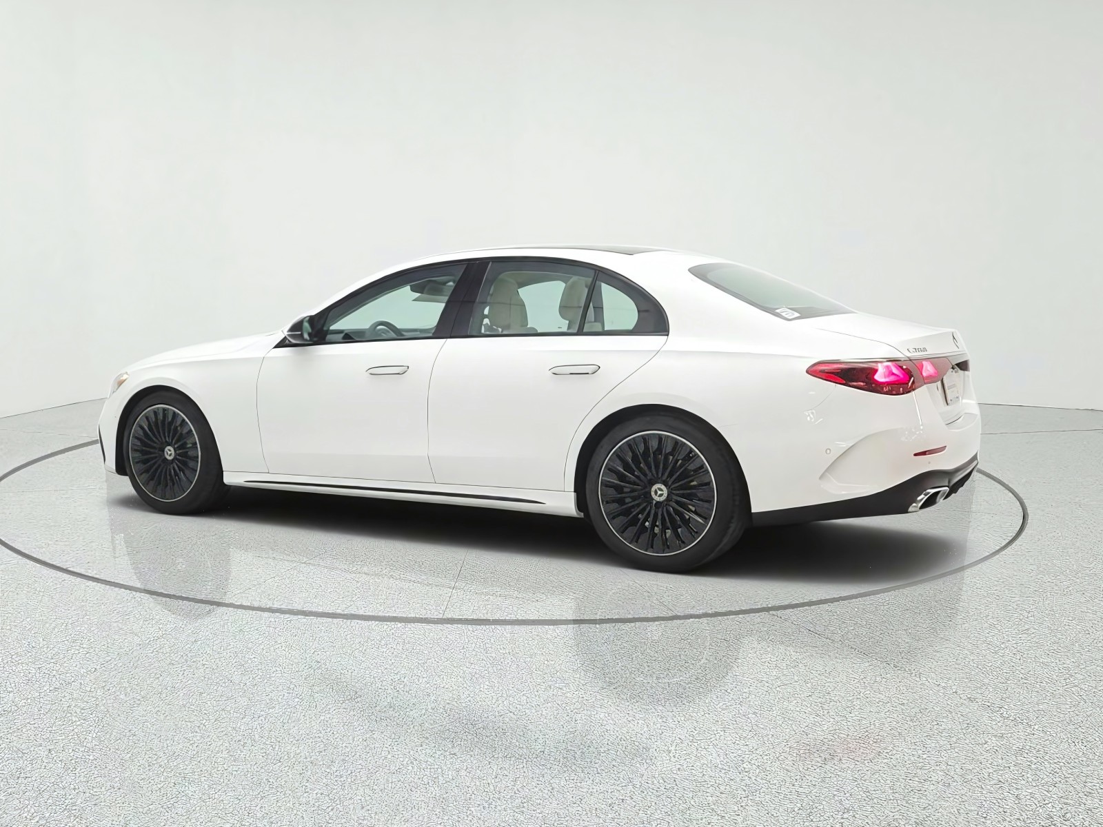 New 2027 Polar White Mercedes-Benz E 350 RWD Sedan image 7