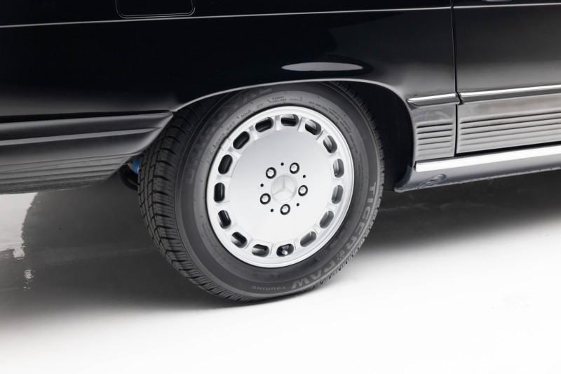 1989 Mercedes-Benz 560SL 560SL in , 