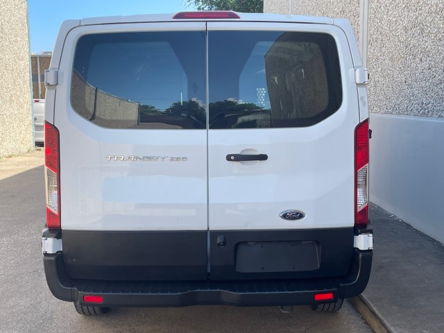 2019 Ford Transit Van  4