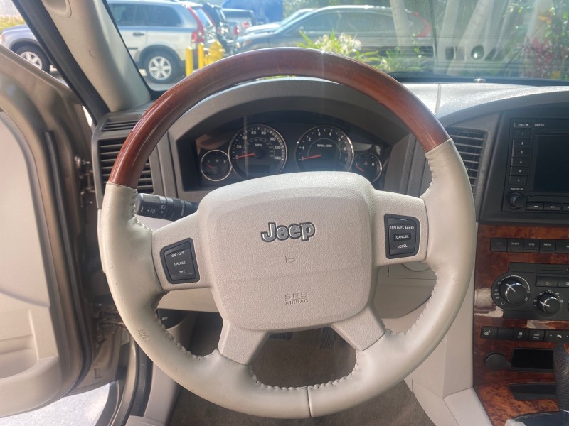 2006 Jeep Grand Cherokee Overland LOW MILES 57,372 1 OWNER 4WD in , 