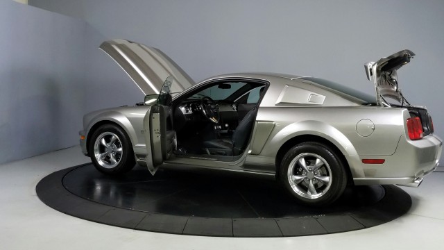 2008 Ford Mustang GT Deluxe 12