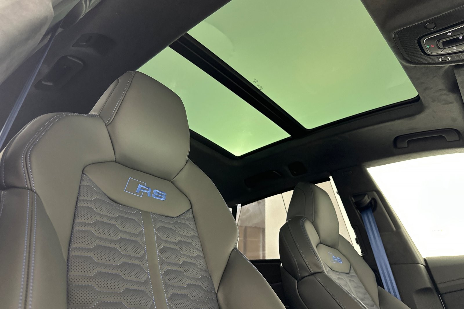 New 2026 Glacier White Metallic Audi performance quattro image 16