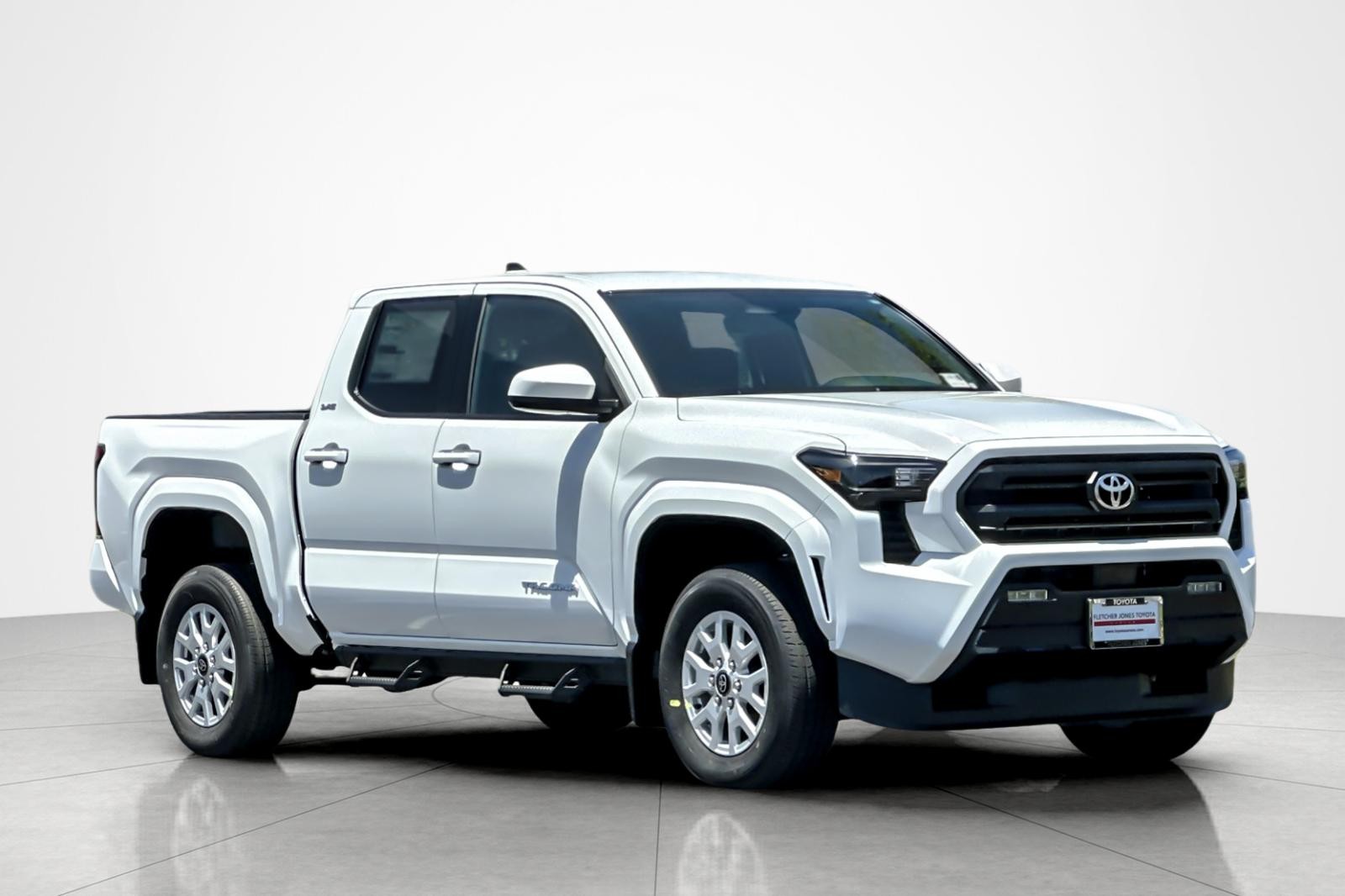 New 2026 Ice Cap Toyota SR5 image 7