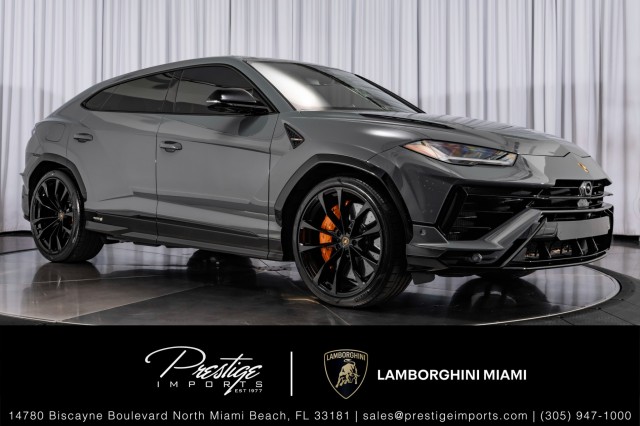 /2024 Lamborghini Urus