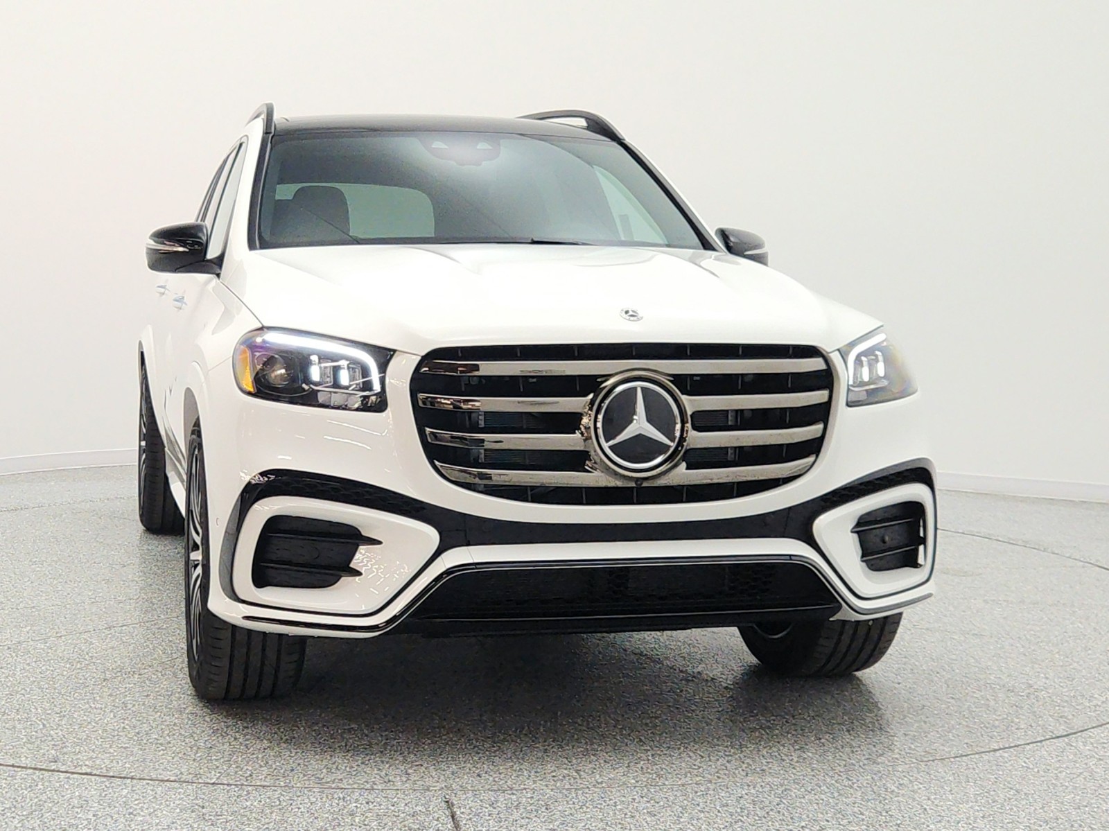 New 2026 Polar White Mercedes-Benz GLS 450 4MATIC® SUV image 2