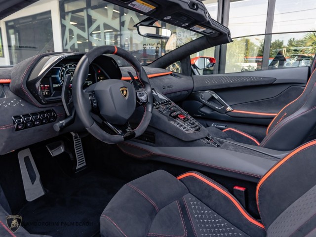 Lamborghini Aventador
