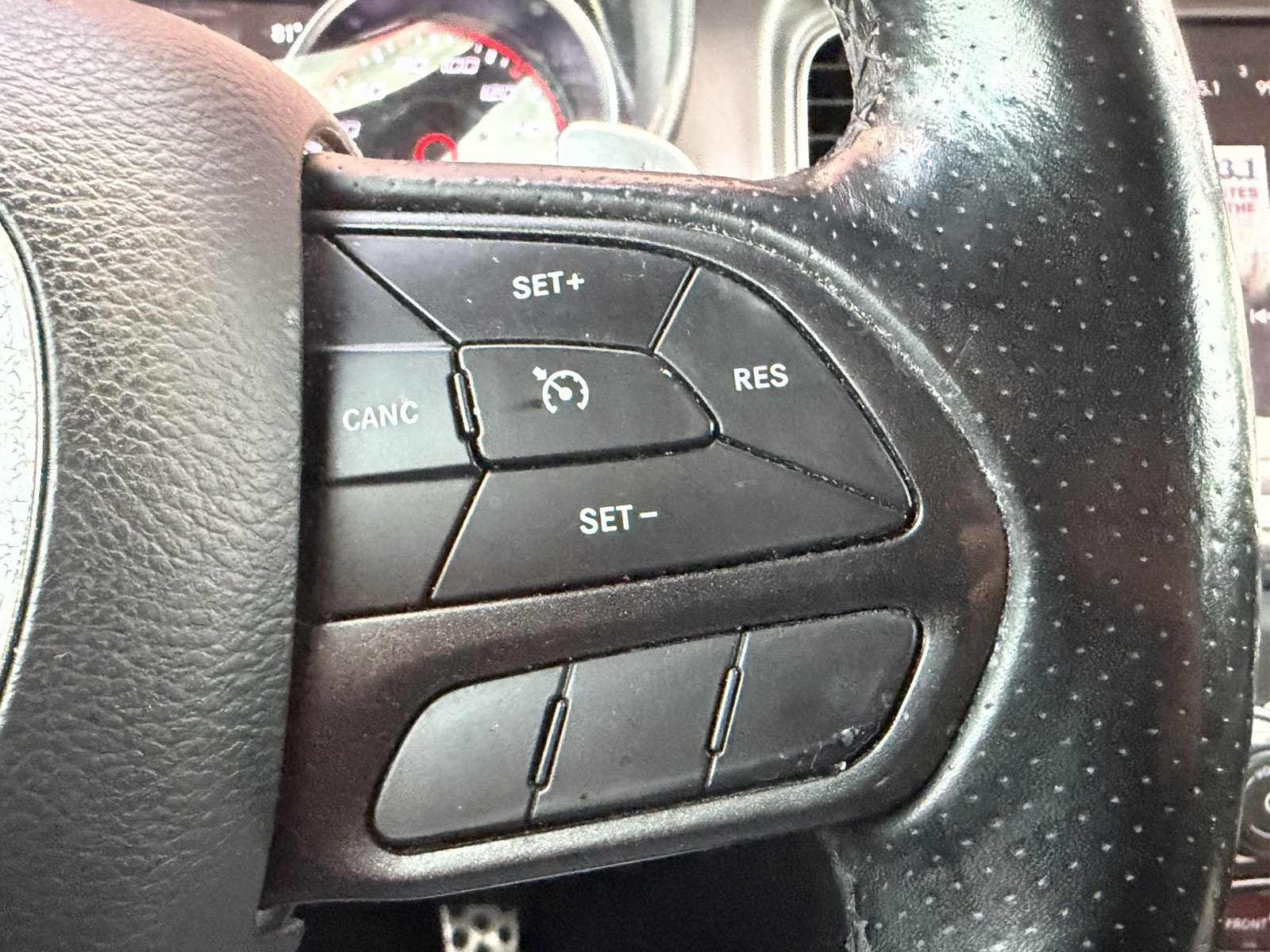 2020 Dodge Charger - $39,898