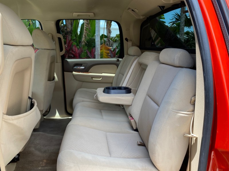 2009 Chevrolet Avalanche LT PU LOW MILES 58,696 in ,