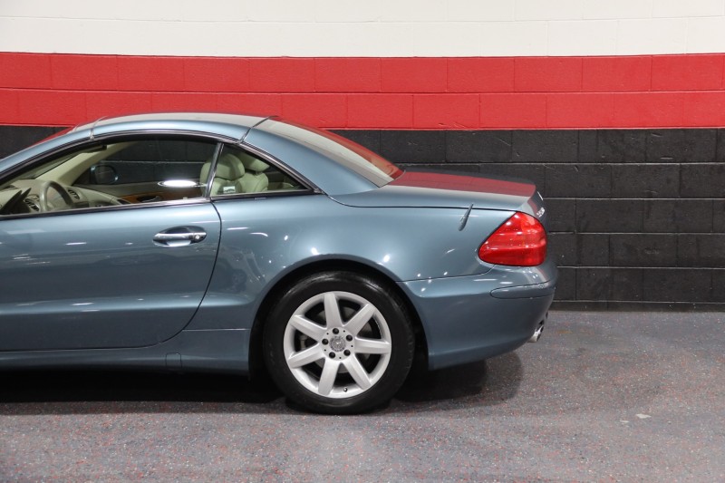 2003 Mercedes-Benz SL500 2dr Convertible in , 