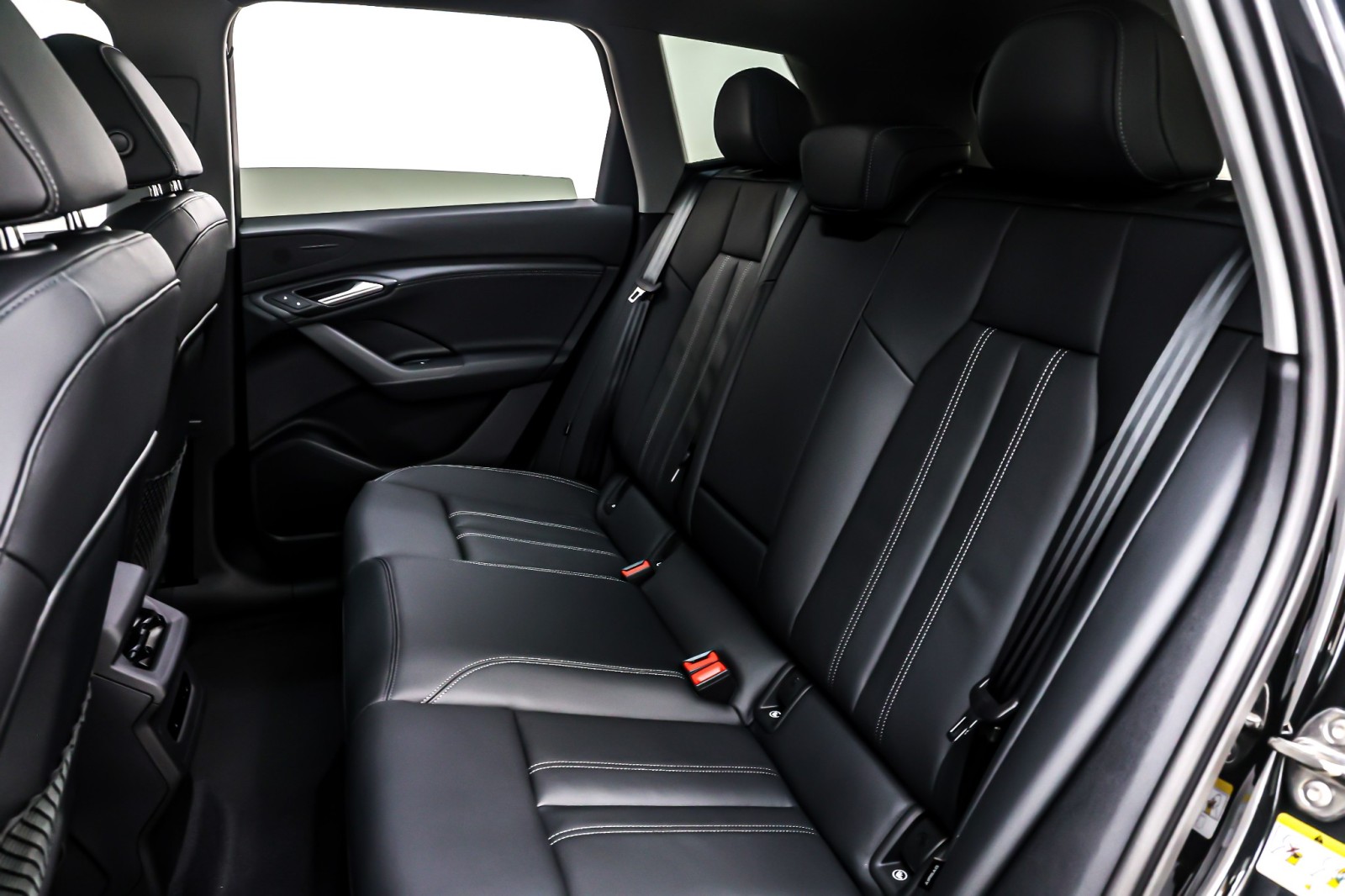 New 2025 Mythos Black Metallic Audi Premium quattro image 8