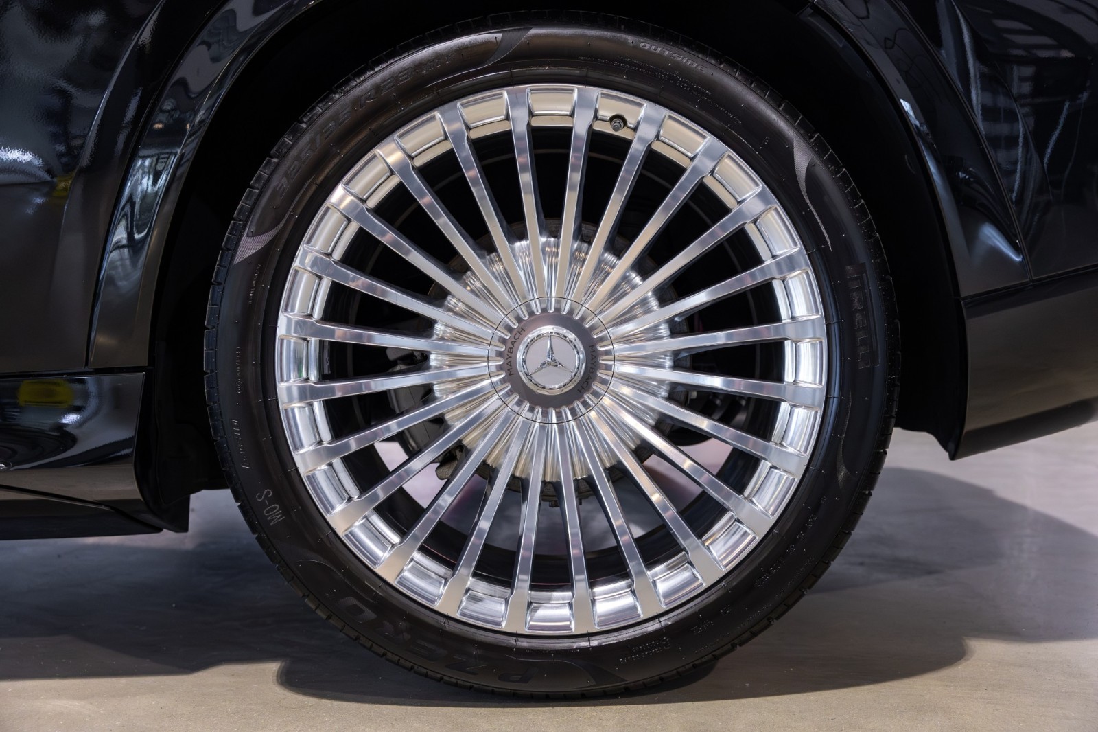 Used Car 2021 Mercedes-benz Gls  Maybach Gls 600 For Sale Under $130,000 In Boerne, Texas