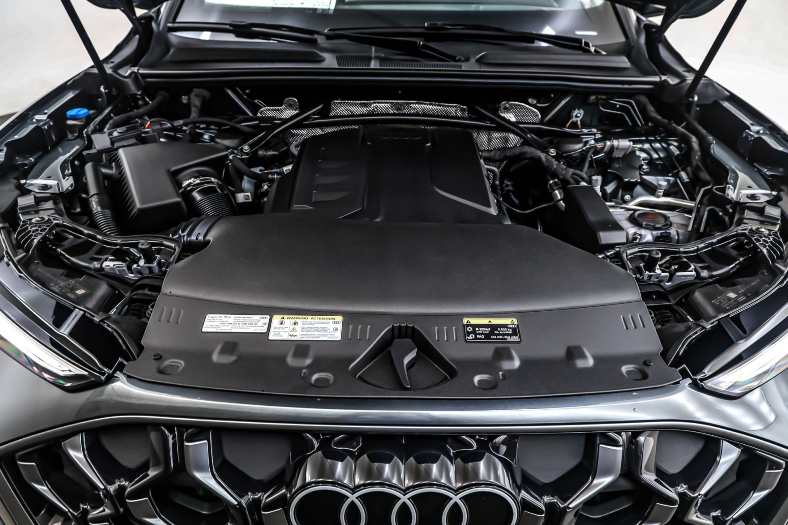 New 2025 Daytona Gray Pearl Effect Audi Premium Plus 2.0 TFSI quattro image 11