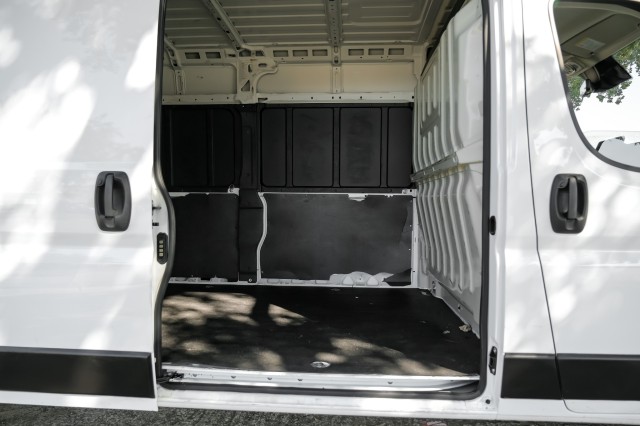 2022 Ram ProMaster Cargo Van  38