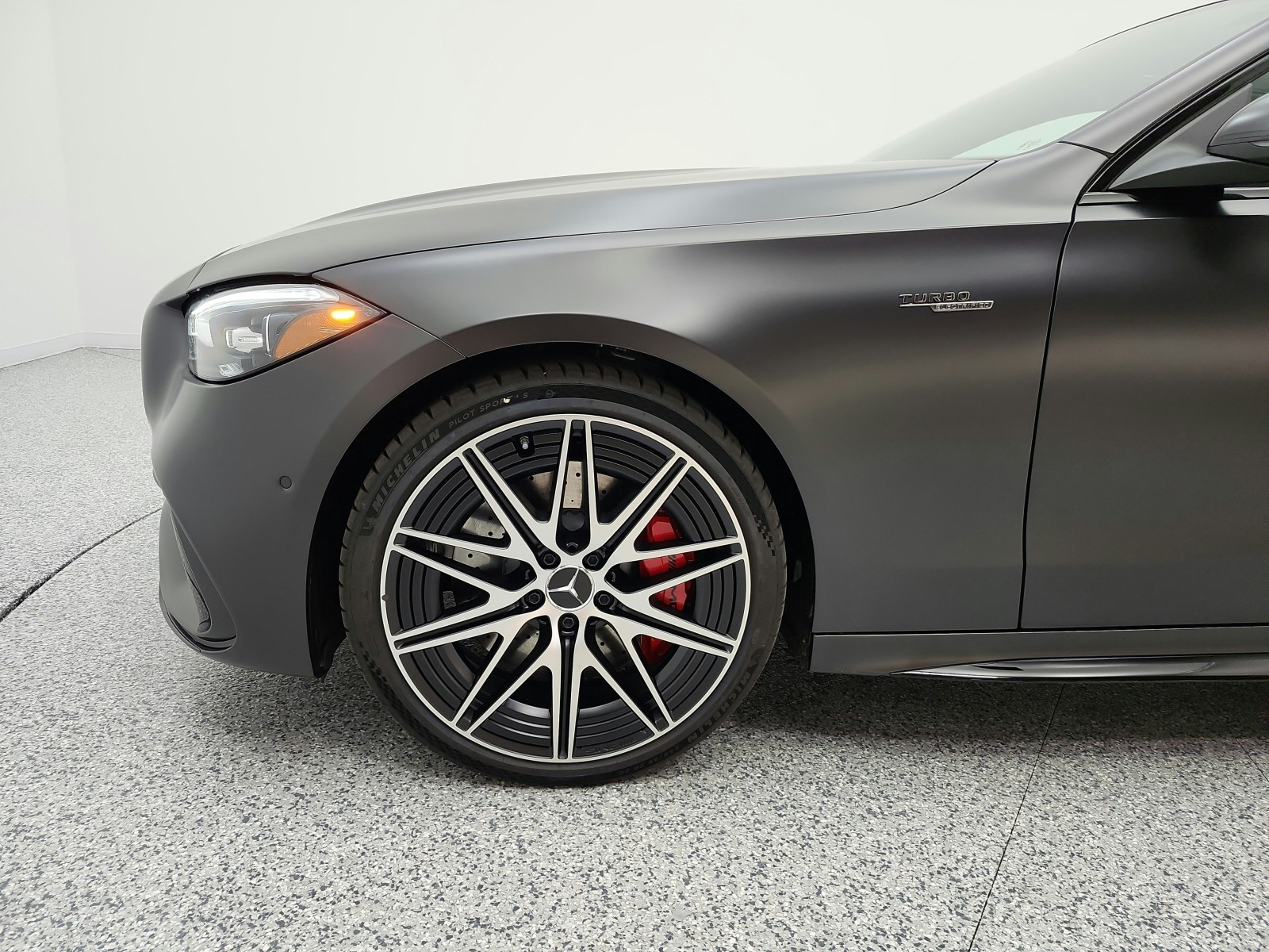 Used 2026 MANUFAKTUR Graphite Grey Magno Mercedes-Benz AMG® C 43 4MATIC Sedan image 15