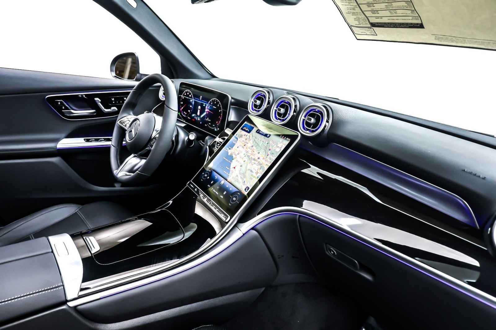 New 2026 Cirrus Silver Metallic Mercedes-Benz GLC 300 image 5