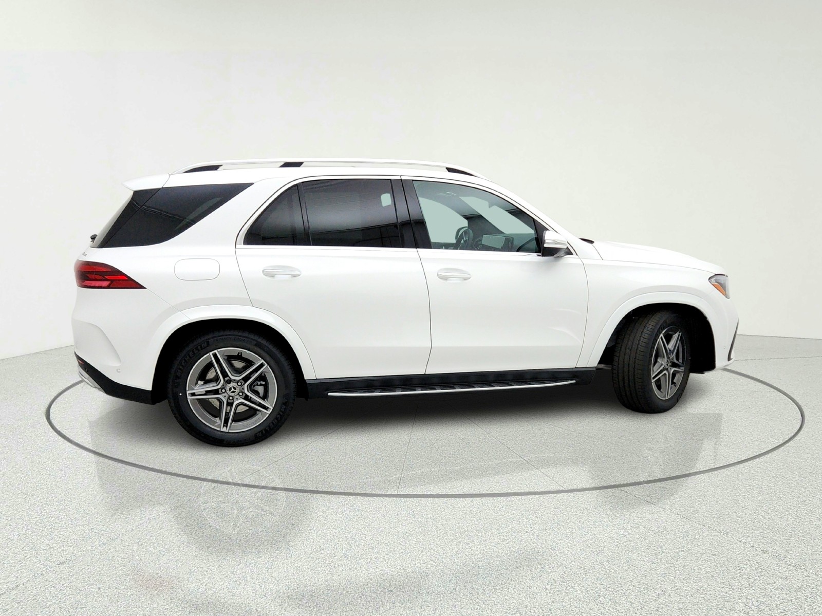 New 2026 Polar White Mercedes-Benz GLE 450 4MATIC® SUV image 7