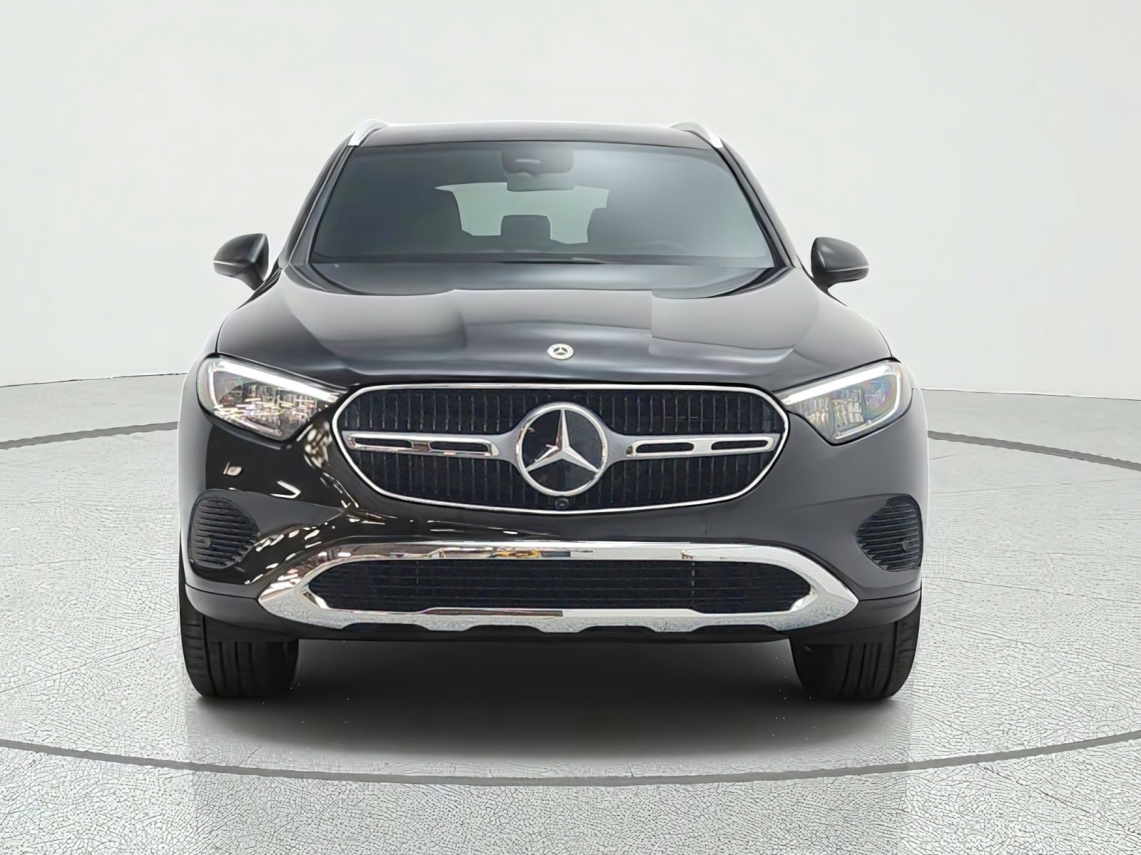 New 2027 Graphite Grey Metallic Mercedes-Benz GLC 300 SUV image 2
