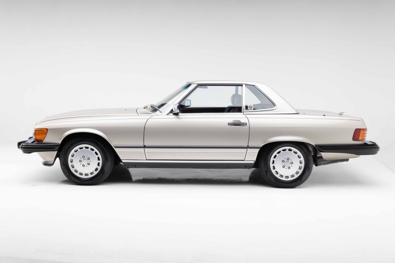 1989 Mercedes-Benz 560-Series 560 SL in ,