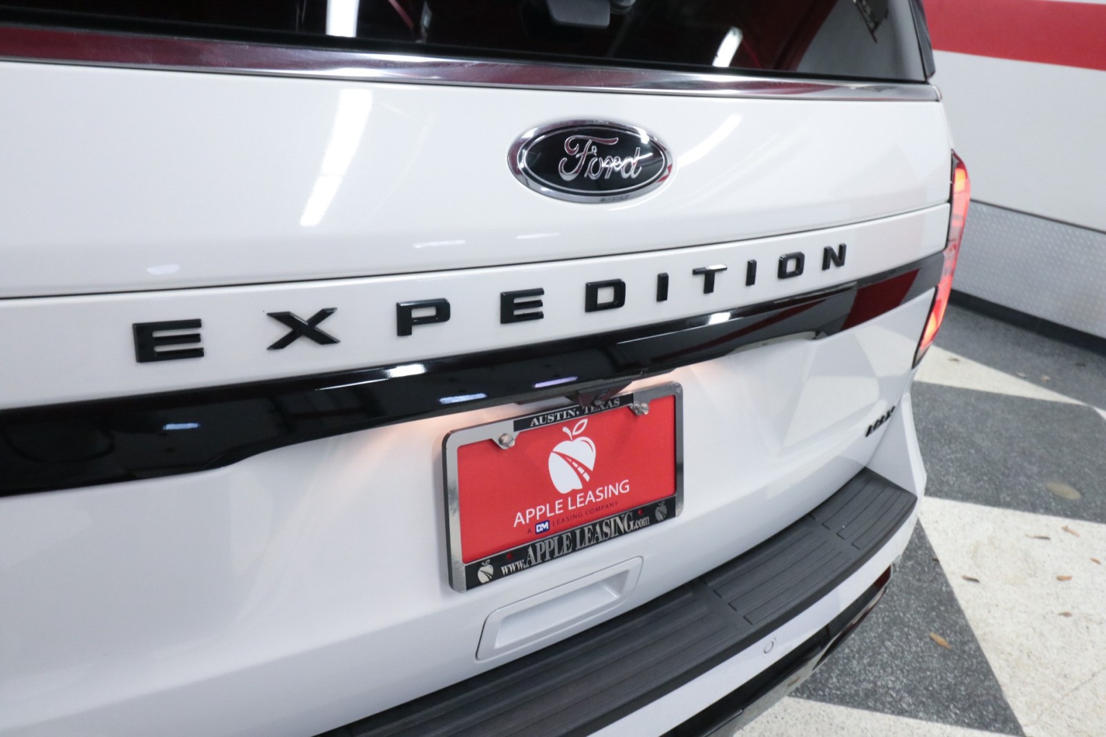 Used Car 2022 Ford Expedition Max  Limited For Sale Under $40,000 In Austin, Texas