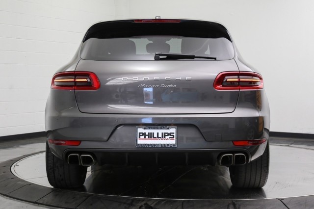 2015 Porsche Macan Turbo 5