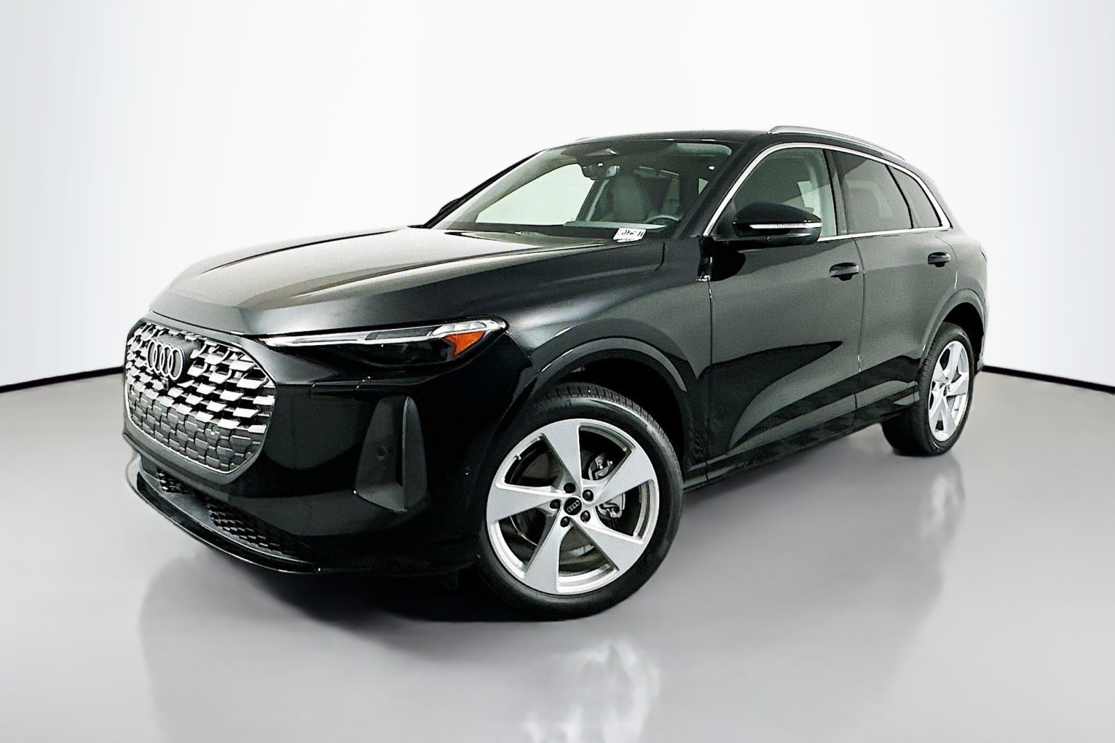 New 2025 Audi Q5 Premium Plus SUV in Long Beach #NA12988