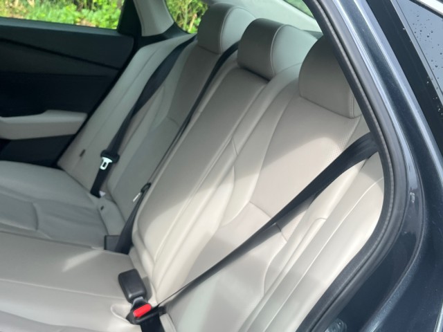 HondaAccord Hybrid38